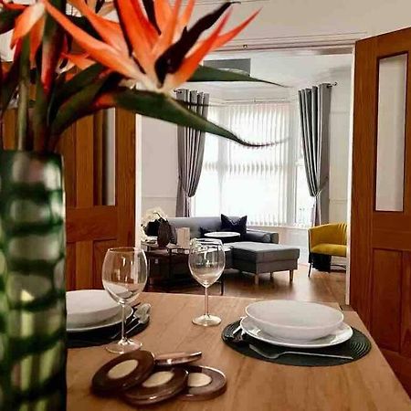 Anfield Home Sleeps 5 Close To Lfc Free Parking Λίβερπουλ Εξωτερικό φωτογραφία