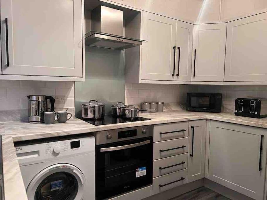 Anfield Home Sleeps 5 Close To Lfc Free Parking Λίβερπουλ Εξωτερικό φωτογραφία