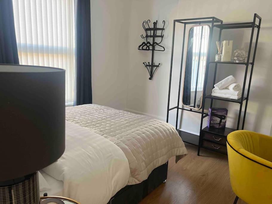 Anfield Home Sleeps 5 Close To Lfc Free Parking Λίβερπουλ Εξωτερικό φωτογραφία